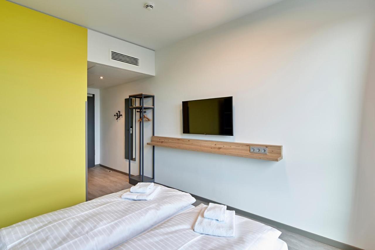 Meininger Hotel Koeln West מראה חיצוני תמונה