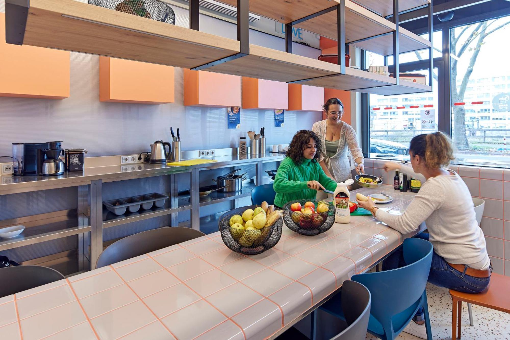 Meininger Hotel Koeln West מראה חיצוני תמונה